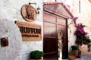 Гостиница Griffon Hotel  Енифоча